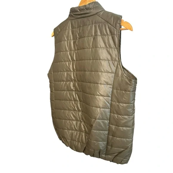 🔴5 for $40 SALE Daisy, Sleeveless, Army Green, Lightweight, Puffer Vest sz L - Picture 6 of 9